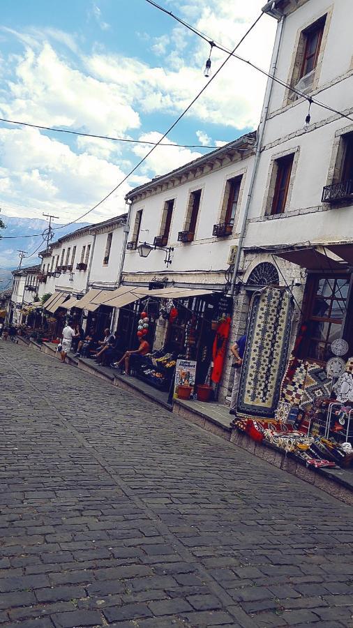 Santa Room-Old Bazaar Center-Gjirokaster Ngoại thất bức ảnh