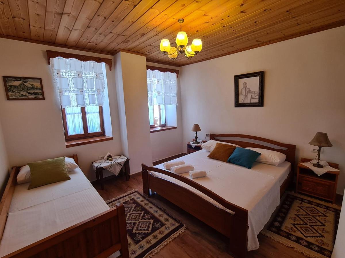 Santa Room-Old Bazaar Center-Gjirokaster Ngoại thất bức ảnh