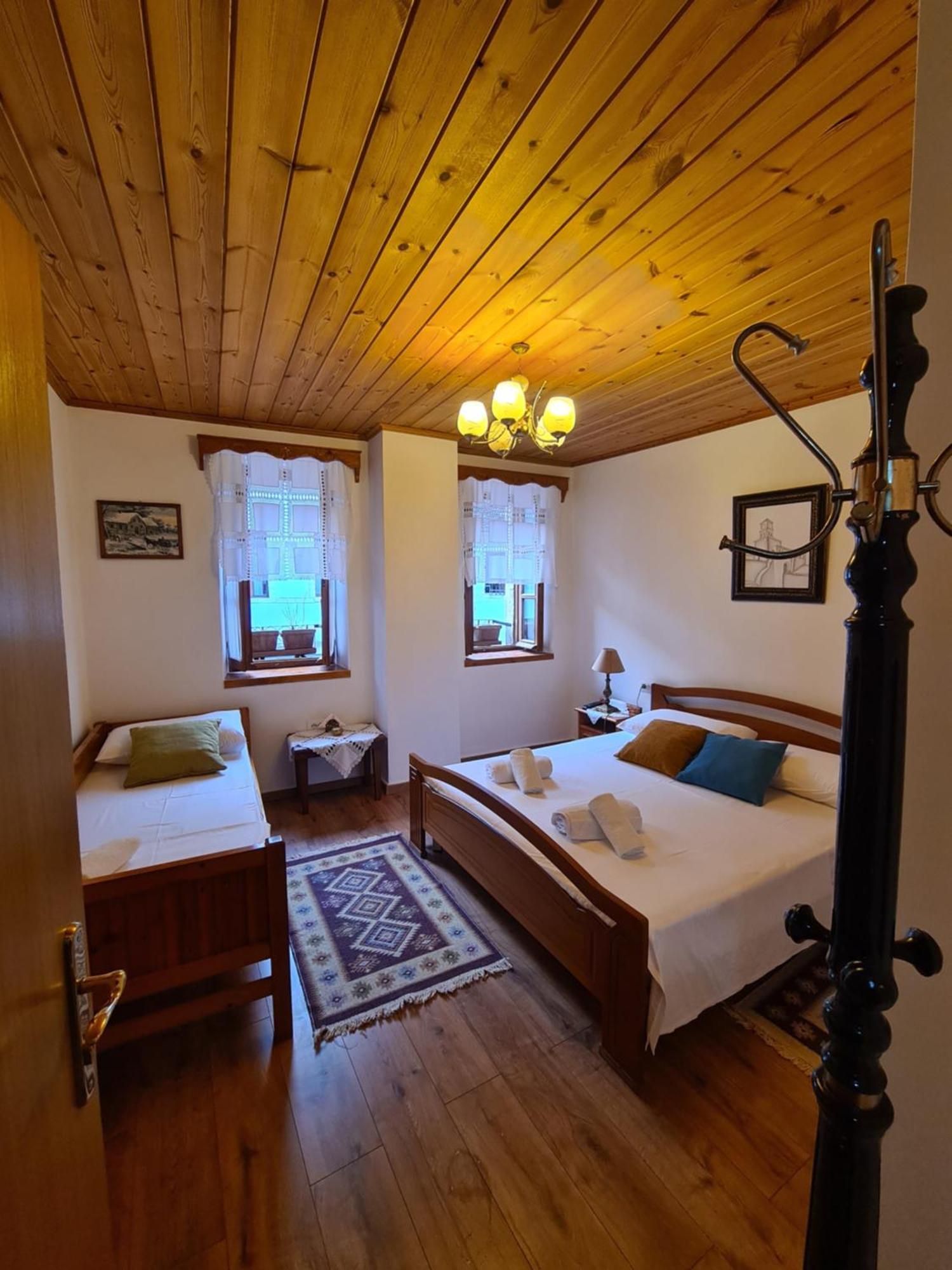 Santa Room-Old Bazaar Center-Gjirokaster Ngoại thất bức ảnh